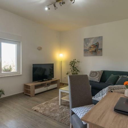 Apartment Okrug Gornji - Trogir With Sea View エクステリア 写真
