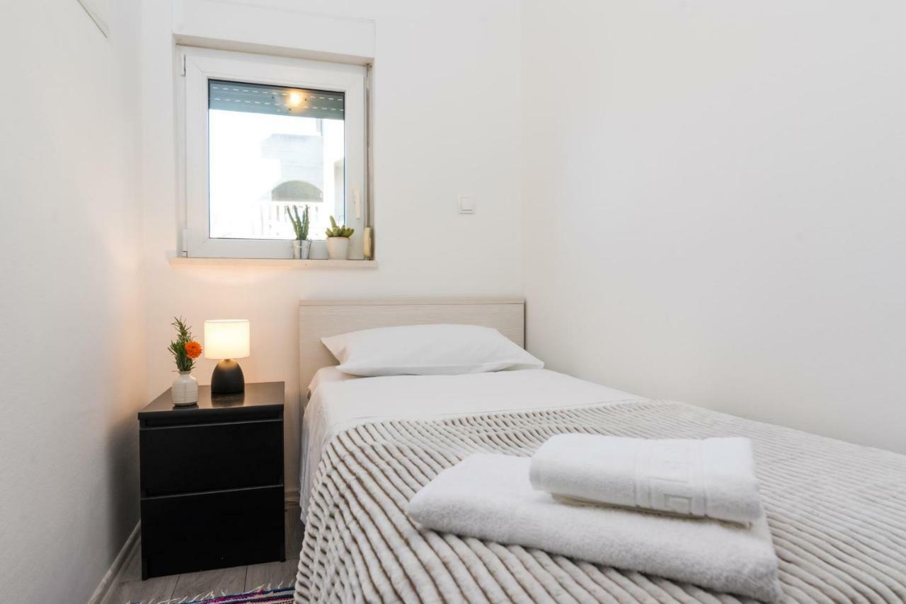 Apartment Okrug Gornji - Trogir With Sea View エクステリア 写真