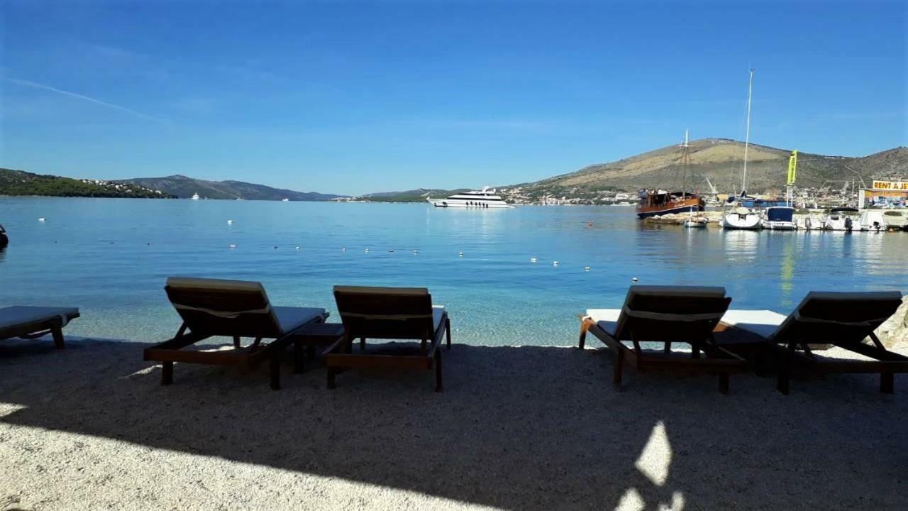Apartment Okrug Gornji - Trogir With Sea View エクステリア 写真